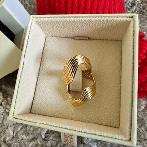 KAYA WAVE CUT-OUT RING - NEW